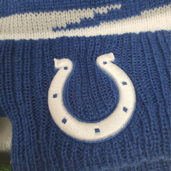 NEW New Era 2022 TD Pom Knit Beanie Hat - Indianapolis Colts - Picture 2 of 4